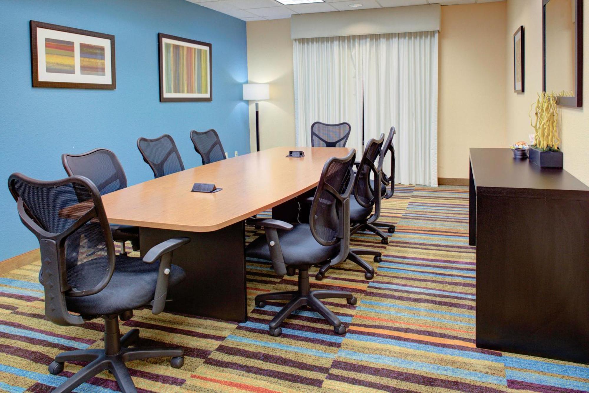 Fairfield Inn And Suites By Marriott Сиймор Екстериор снимка